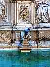 Tauben trinken am Brunnen vom Piazza il Campo