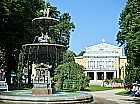 Brunnen und Theater von Gävle