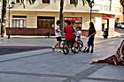 Kinder, zentraler Platz in Vallehermoso